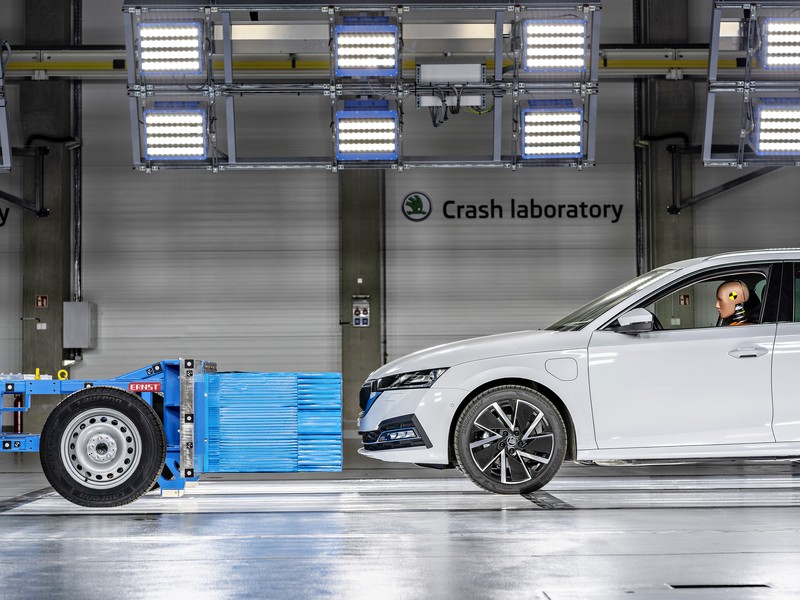 Škoda Auto otevřela moderní laboratoř na crash-testy 